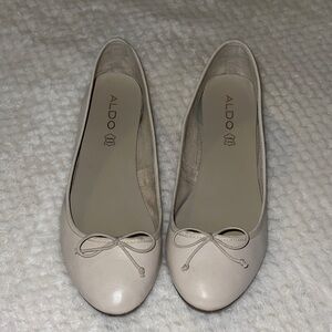 Aldo Women's Elegant Cream Loafers